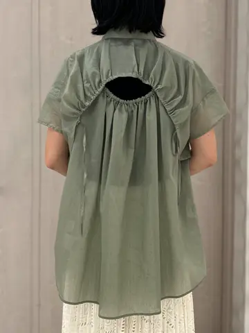 GRACE CONTINENTAL 尾田亜沙美 コーディネート画像