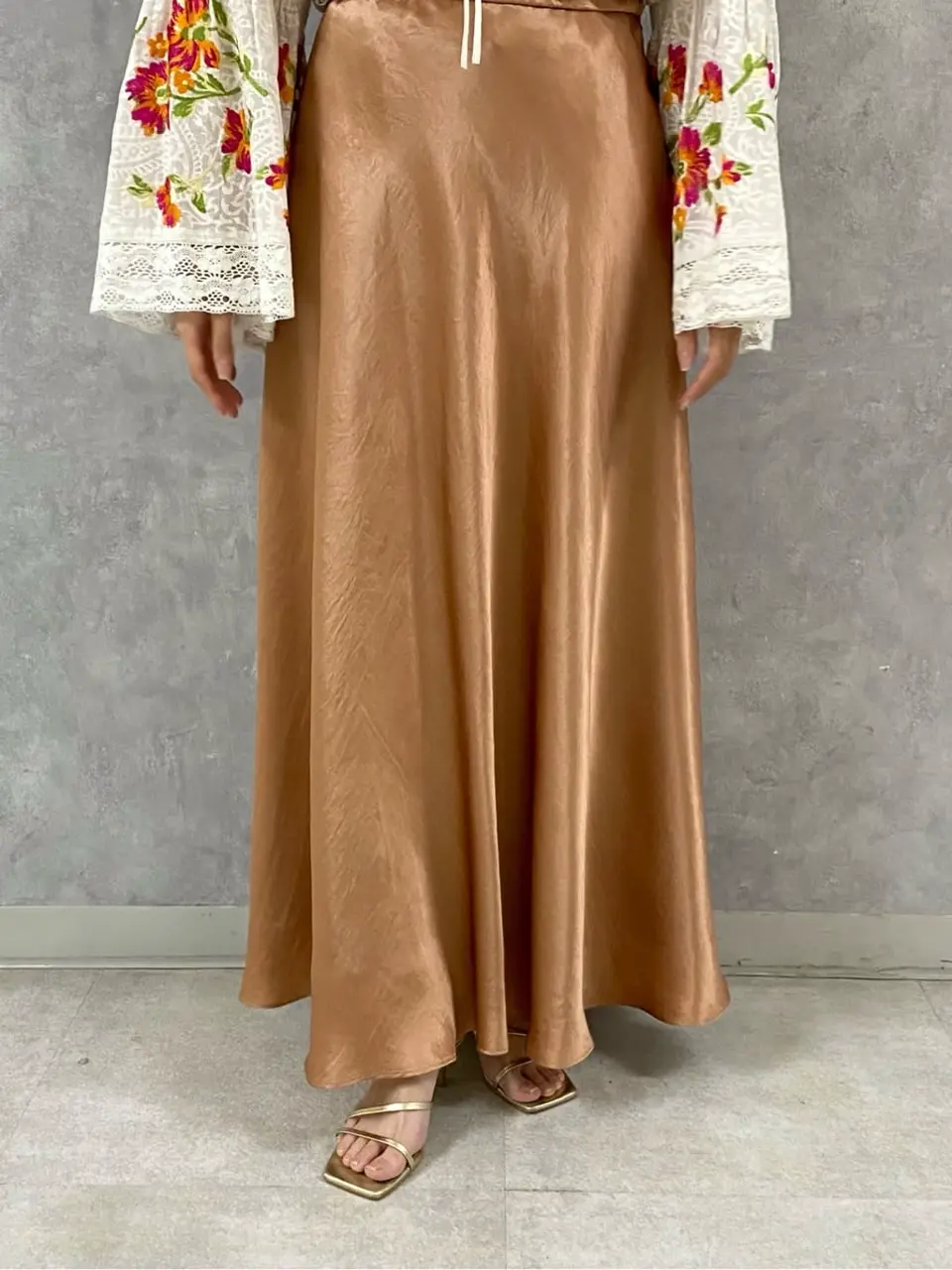 GRACE CONTINENTAL Abe コーディネート画像