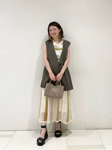 GRACE CONTINENTAL minami コーディネート画像