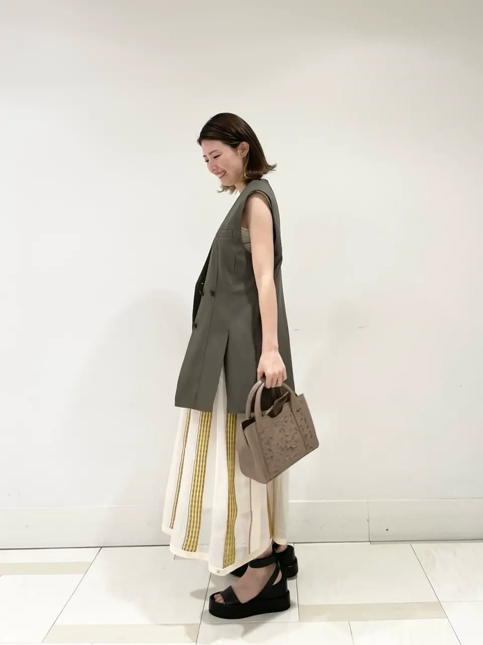 GRACE CONTINENTAL minami コーディネート画像