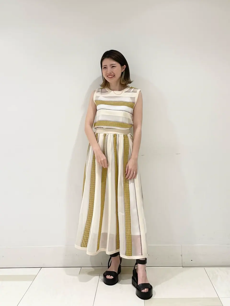 GRACE CONTINENTAL minami コーディネート画像