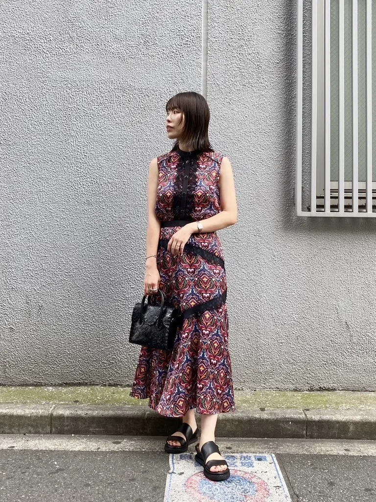 GRACE CONTINENTAL 古川温子 コーディネート画像