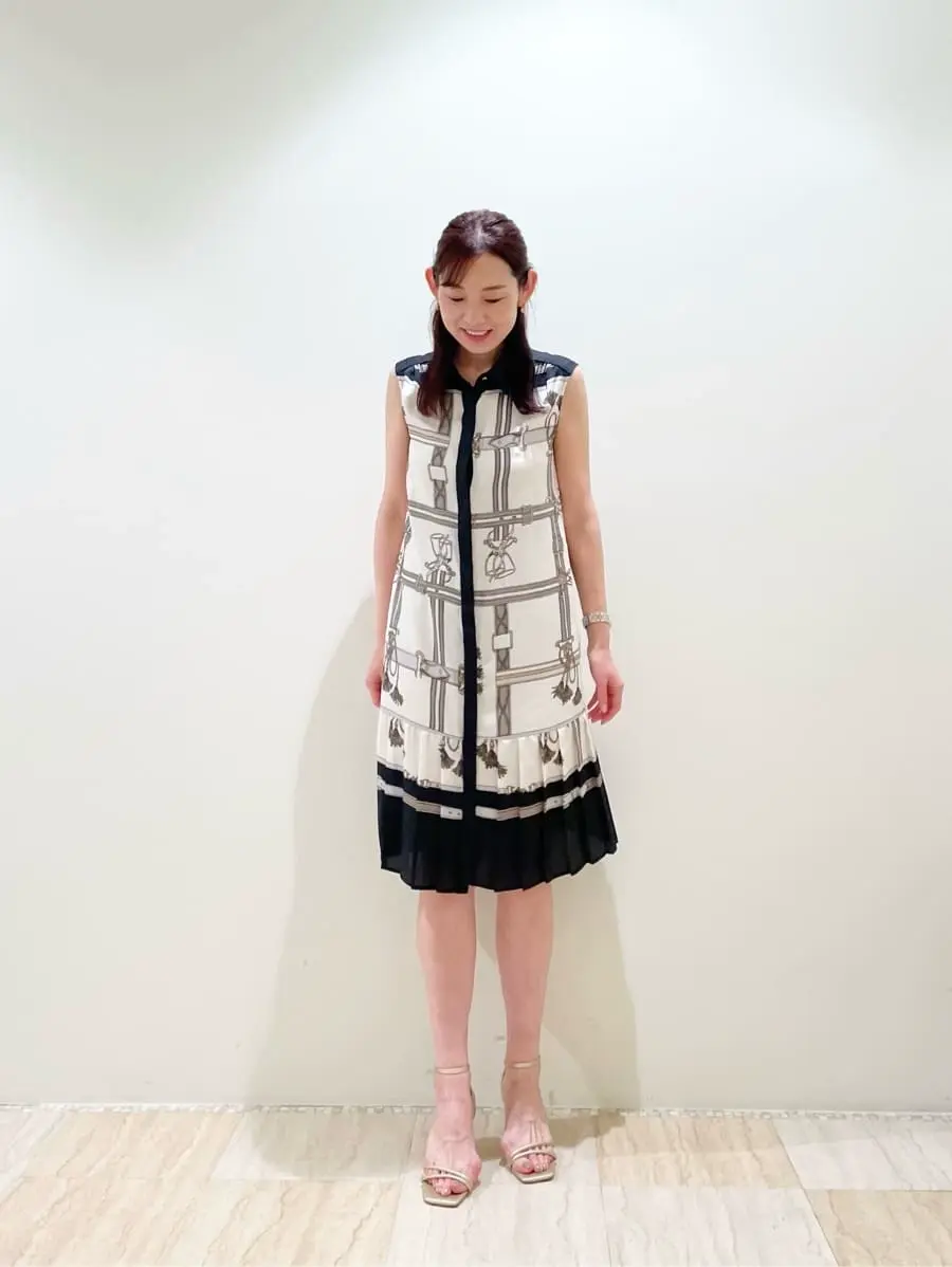 GRACE CONTINENTAL 赤間　 コーディネート画像