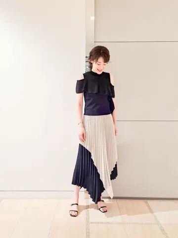 GRACE CONTINENTAL 今野　志保 コーディネート画像