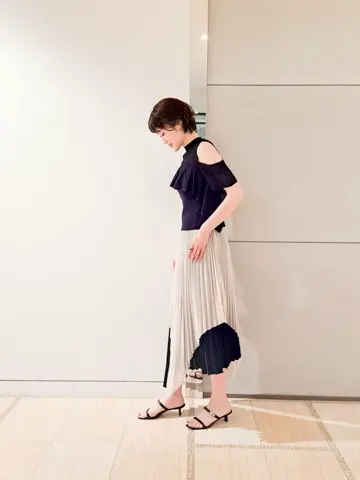 GRACE CONTINENTAL 今野　志保 コーディネート画像