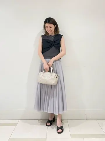 GRACE CONTINENTAL minami コーディネート画像