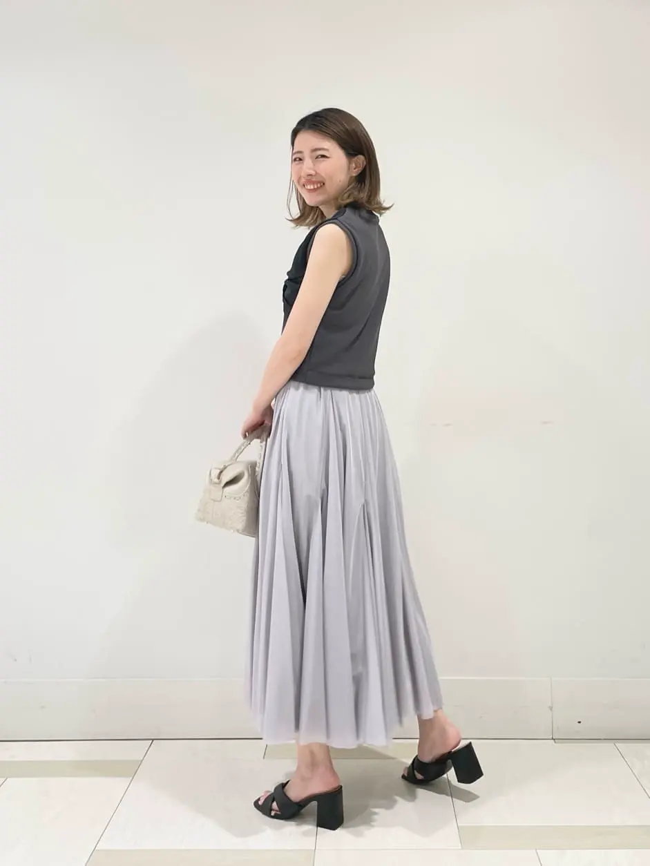 GRACE CONTINENTAL minami コーディネート画像