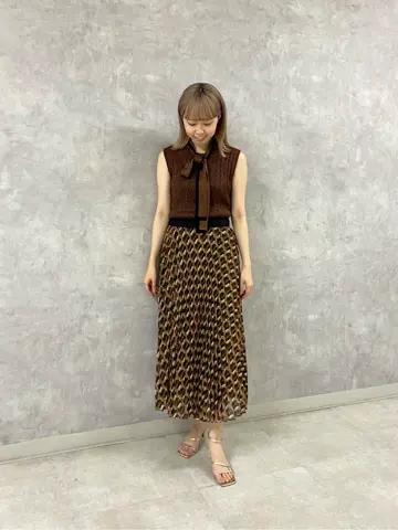 GRACE CONTINENTAL Abe コーディネート画像