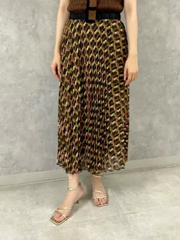 GRACE CONTINENTAL Abe コーディネート画像