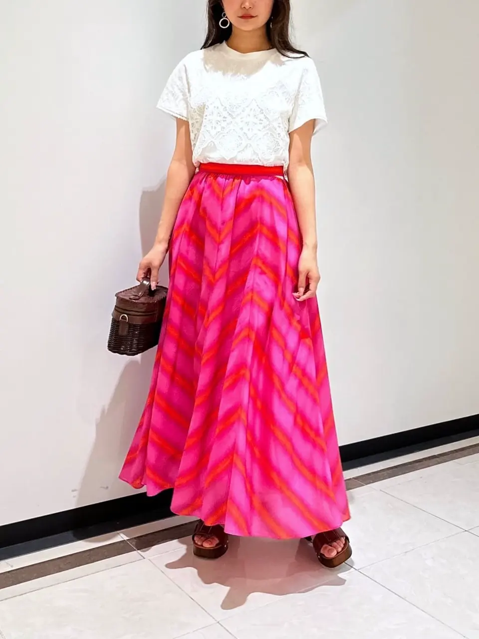 GRACE CONTINENTAL MORITA AI コーディネート画像