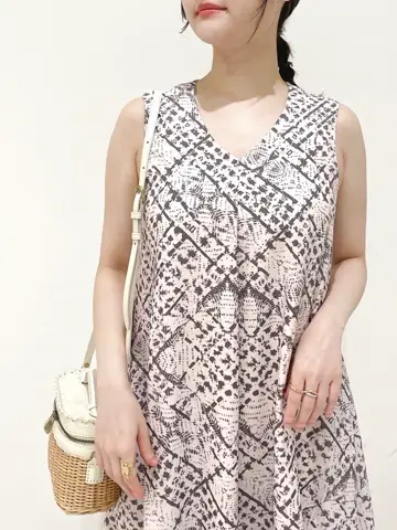 GRACE CONTINENTAL SAYUMI Nagashima コーディネート画像