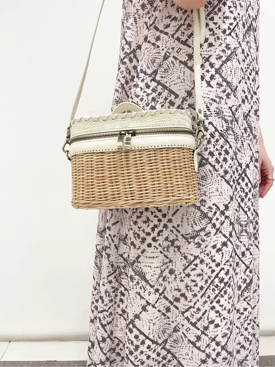 GRACE CONTINENTAL SAYUMI Nagashima コーディネート画像