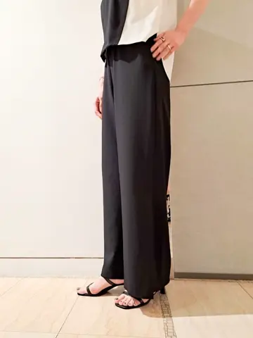 GRACE CONTINENTAL 今野　志保 コーディネート画像