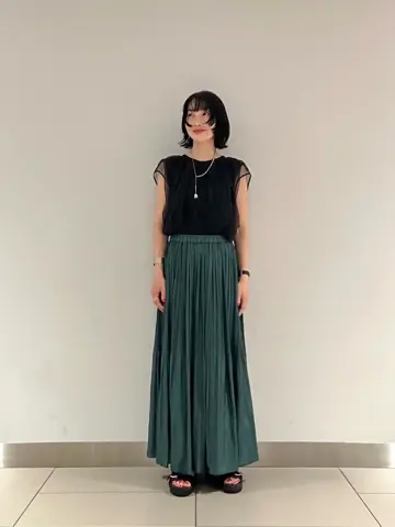 GRACE CONTINENTAL 尾田亜沙美 コーディネート画像