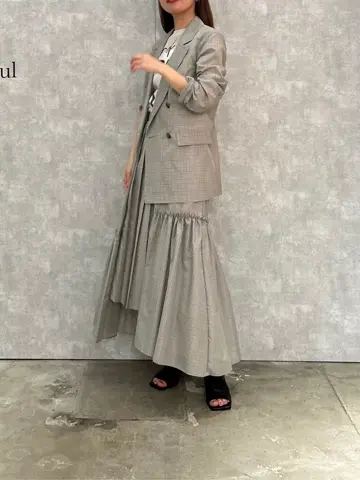 GRACE CONTINENTAL 加藤   恵理奈 コーディネート画像