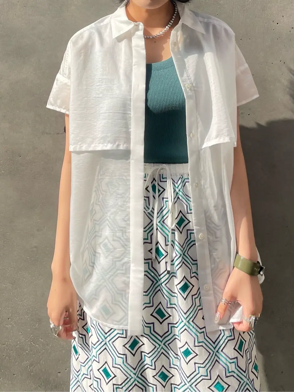 GRACE CONTINENTAL yoshi コーディネート画像