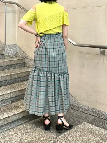 GRACE CONTINENTAL yoshi コーディネート画像