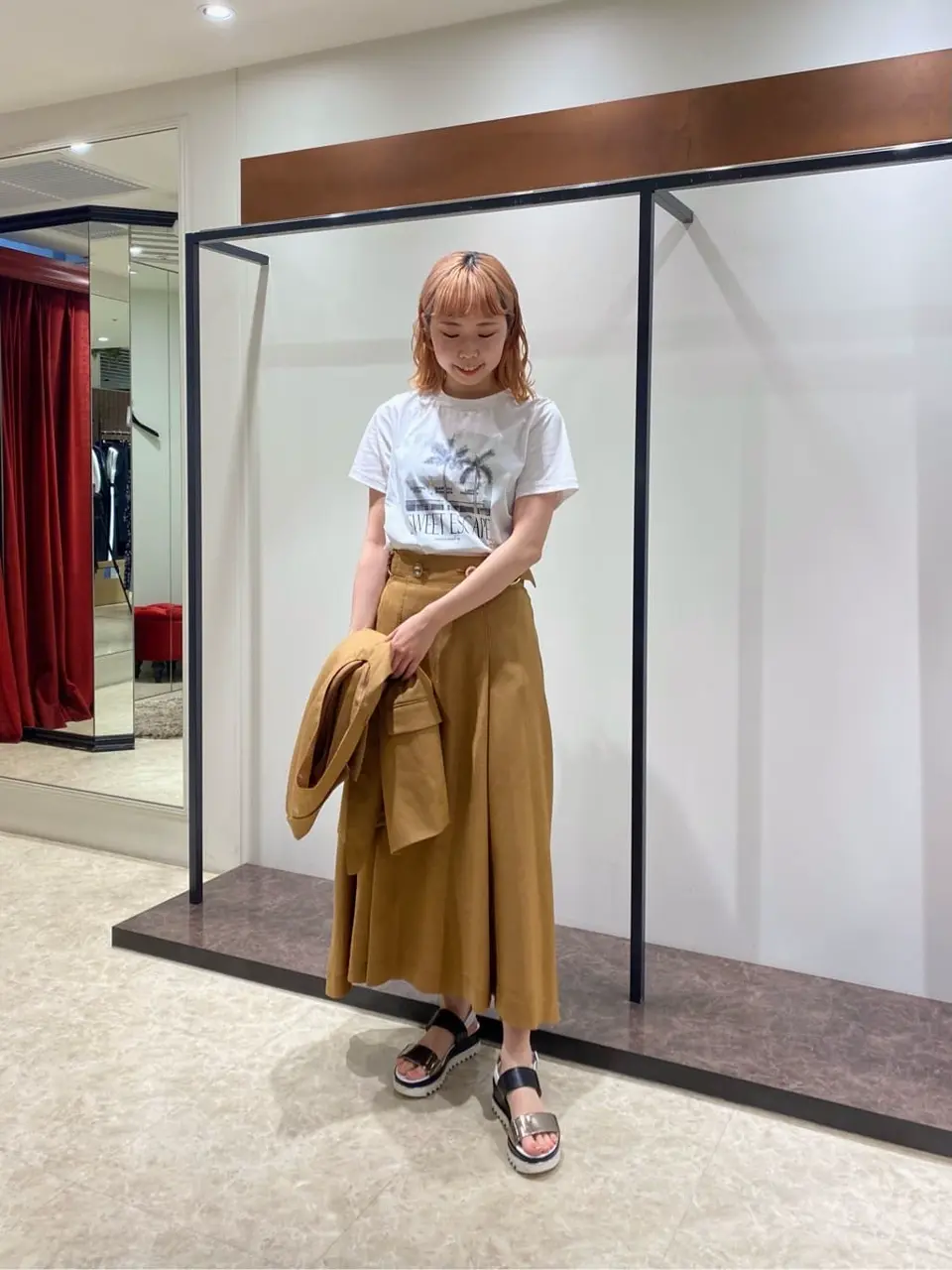 GRACE CONTINENTAL Abe コーディネート画像