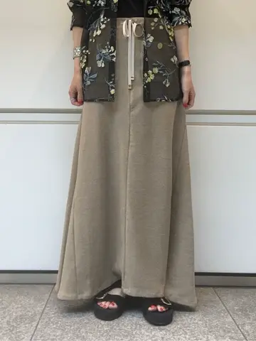 GRACE CONTINENTAL 尾田亜沙美 コーディネート画像