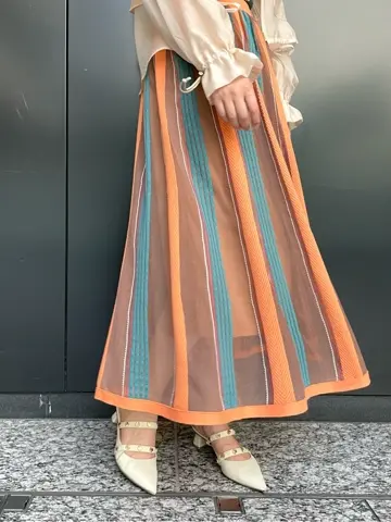 GRACE CONTINENTAL yoshi コーディネート画像