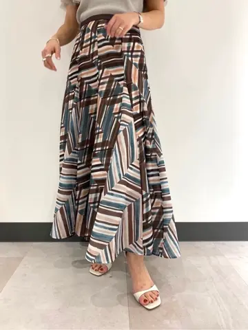 GRACE CONTINENTAL 古川温子 コーディネート画像