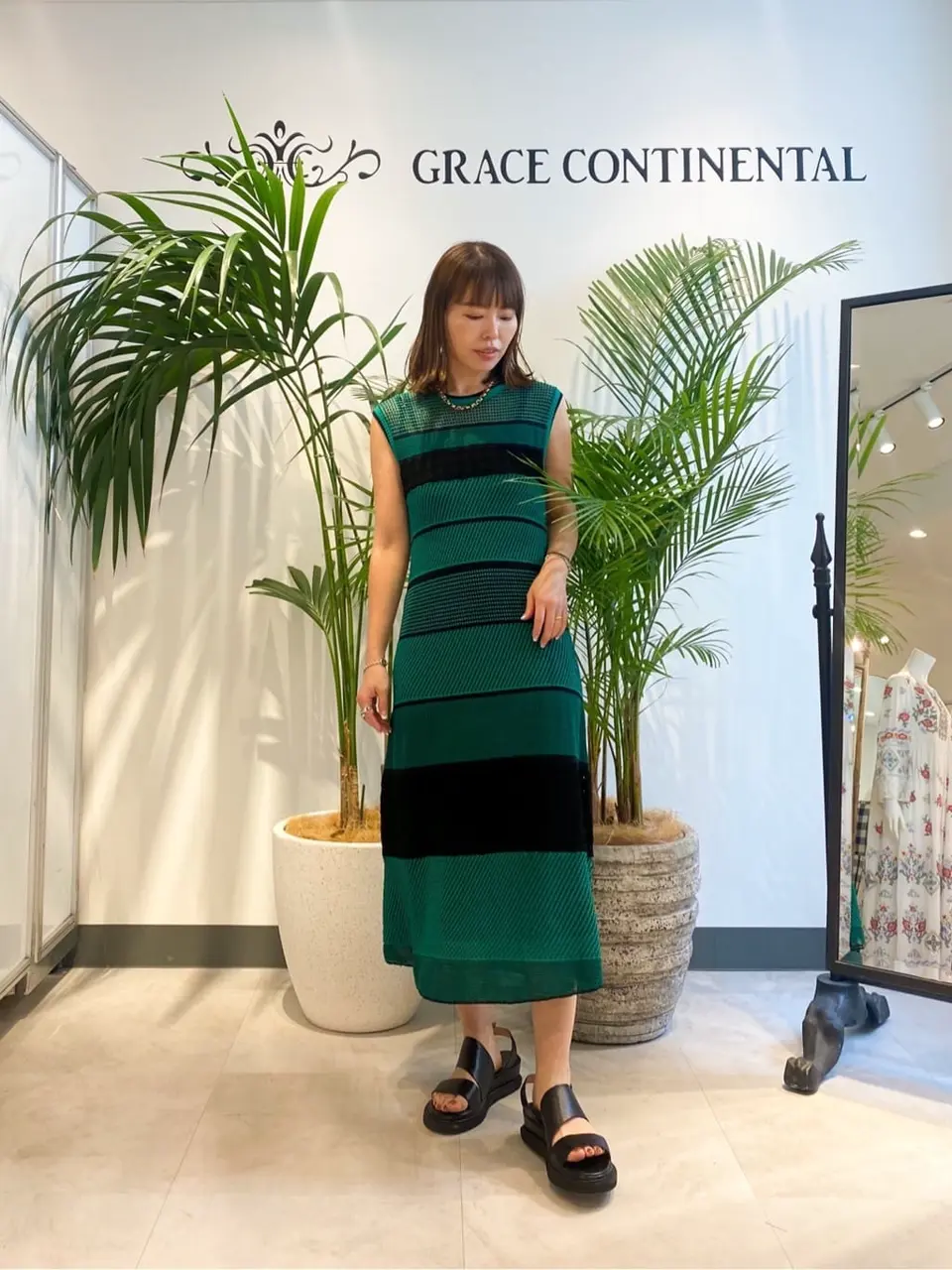 GRACE CONTINENTAL 古川温子 コーディネート画像