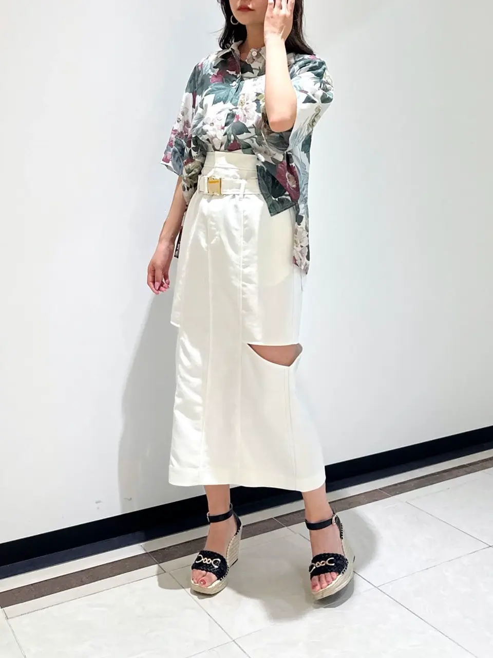 GRACE CONTINENTAL MORITA AI コーディネート画像