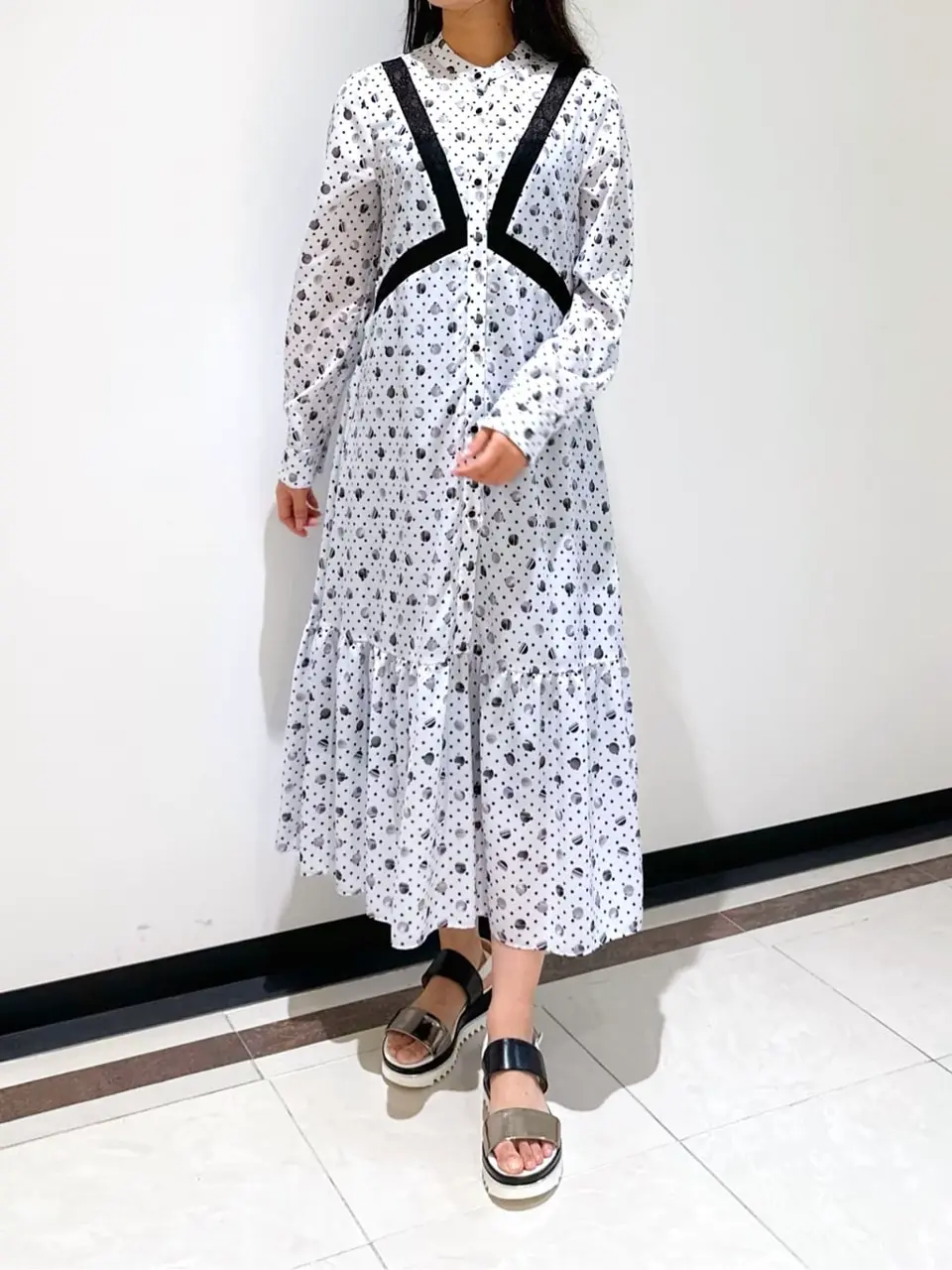 GRACE CONTINENTAL MORITA AI コーディネート画像