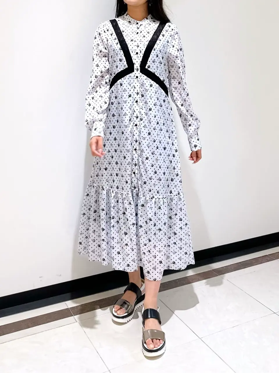 GRACE CONTINENTAL MORITA AI コーディネート画像