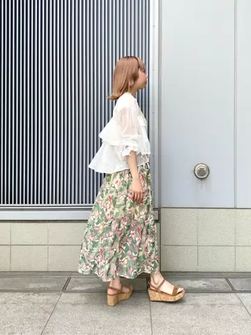 GRACE CONTINENTAL Abe コーディネート画像