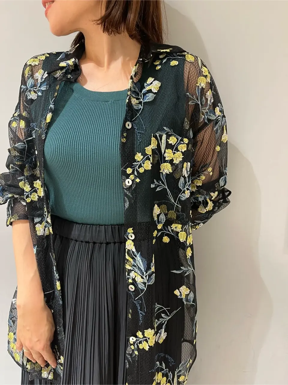 GRACE CONTINENTAL 穐山　香織 コーディネート画像