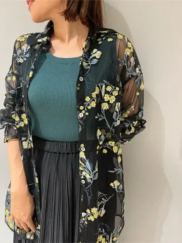 GRACE CONTINENTAL 穐山　香織 コーディネート画像