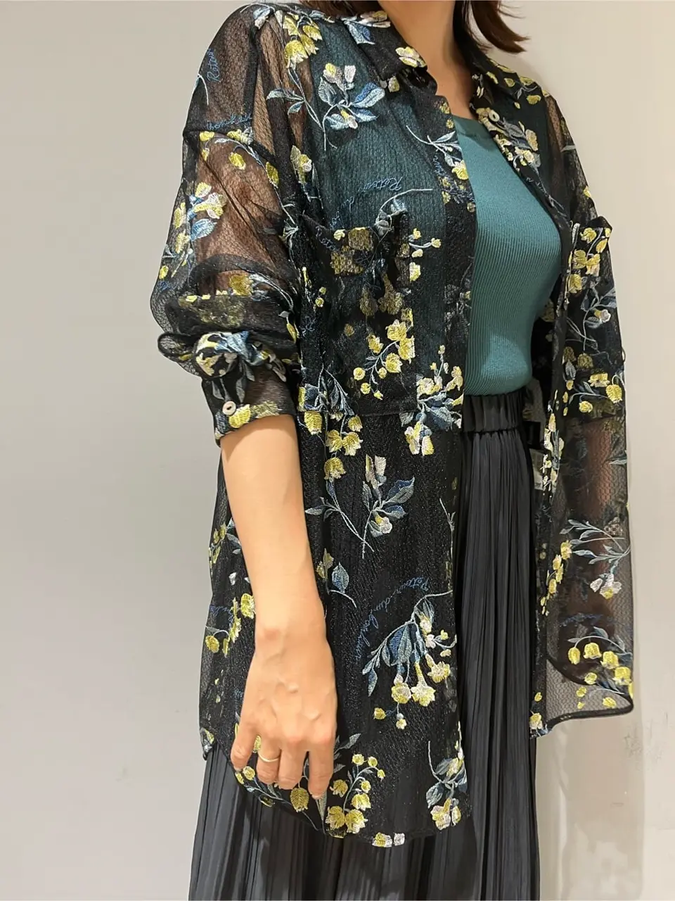 GRACE CONTINENTAL 穐山　香織 コーディネート画像