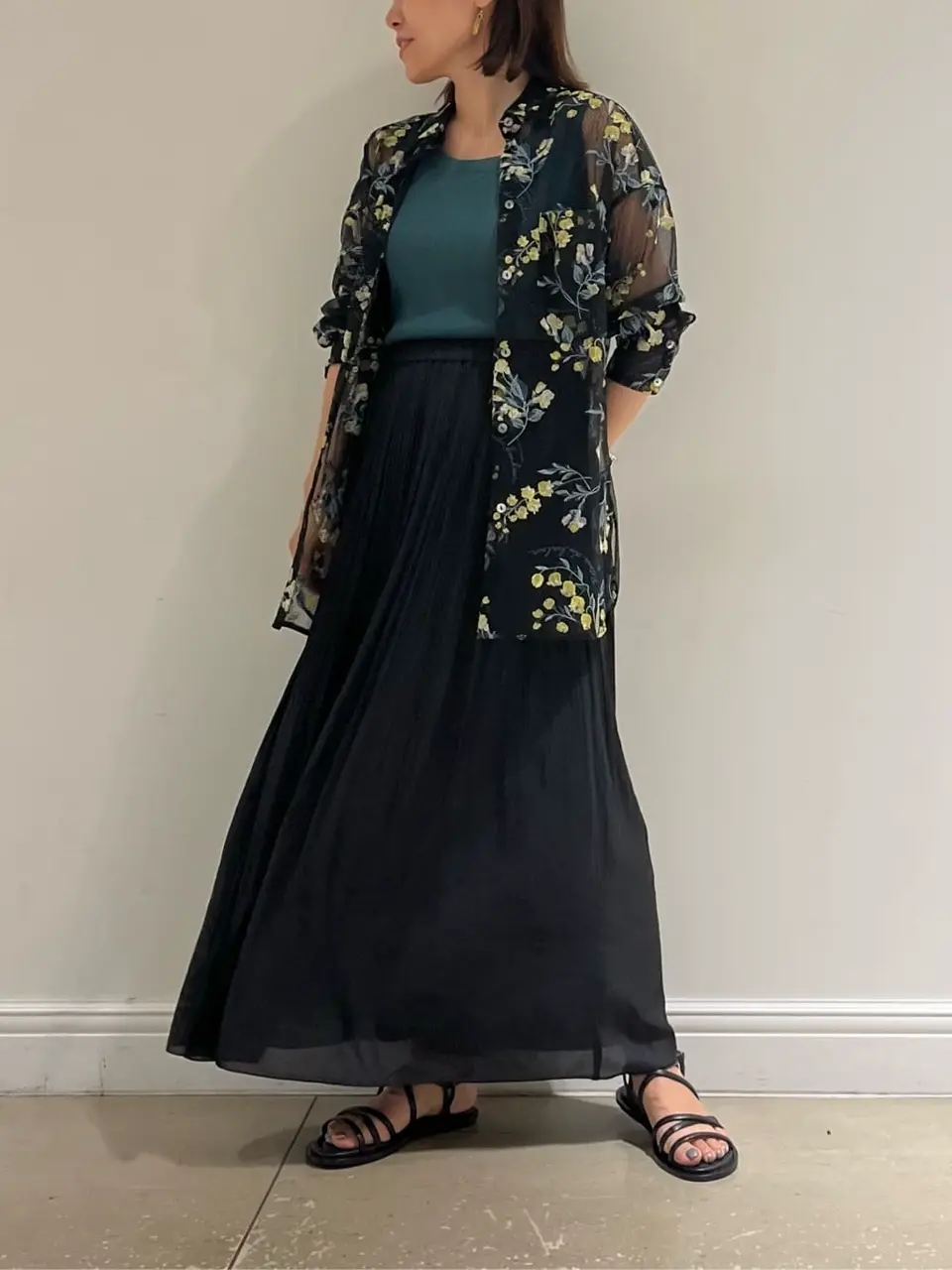 GRACE CONTINENTAL 穐山　香織 コーディネート画像