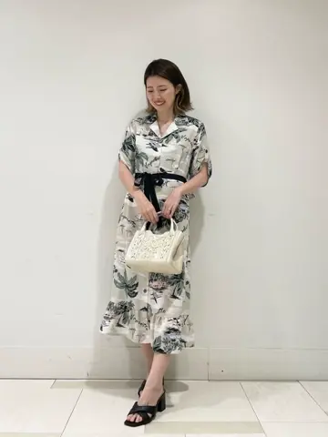 GRACE CONTINENTAL minami コーディネート画像