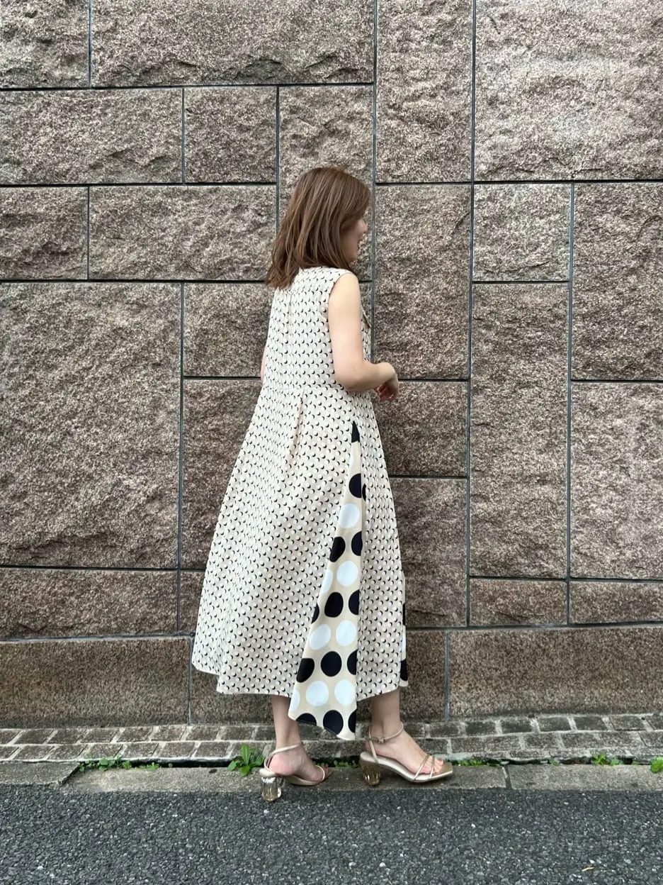 GRACE CONTINENTAL 佐藤　優里香 コーディネート画像