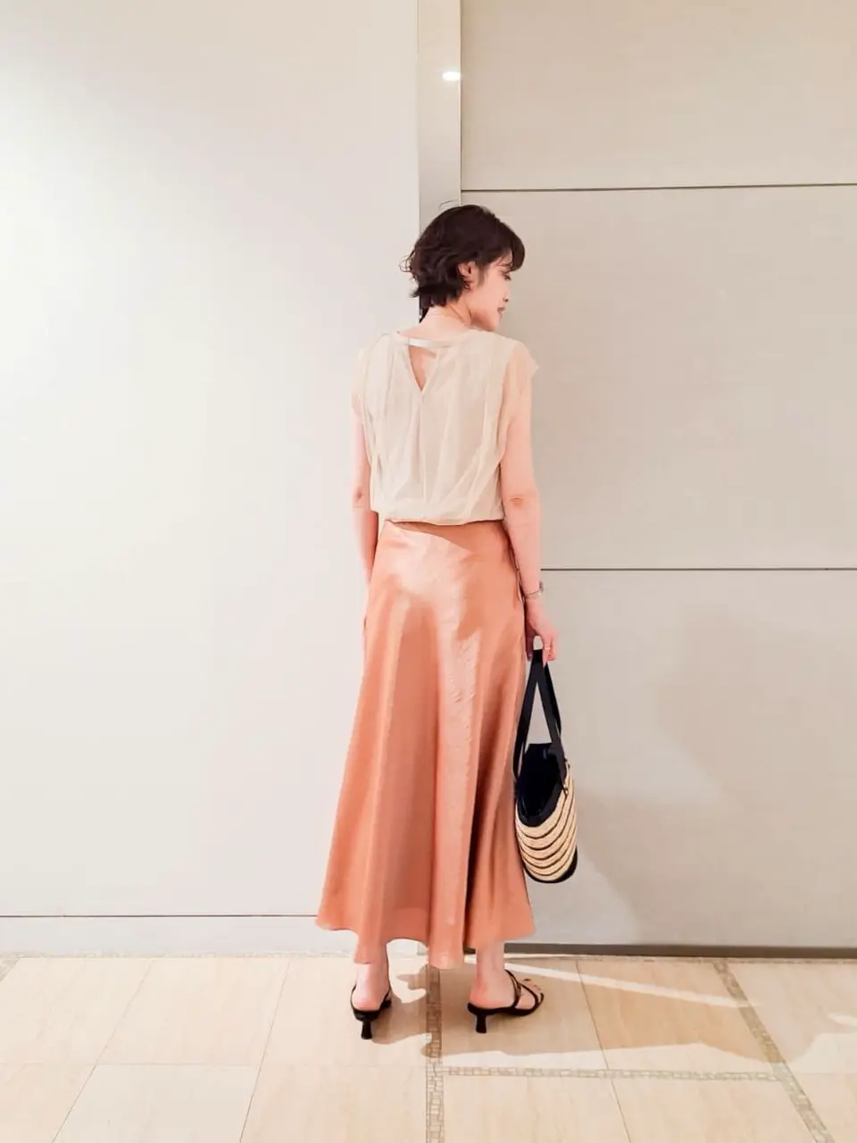 GRACE CONTINENTAL 今野　志保 コーディネート画像