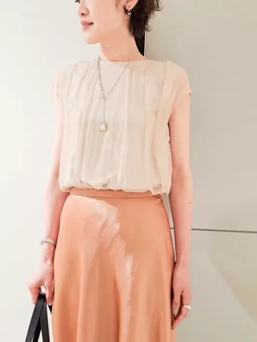 GRACE CONTINENTAL 今野　志保 コーディネート画像