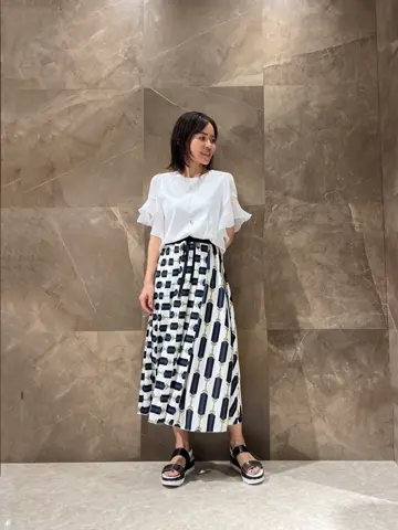 GRACE CONTINENTAL 穐山　香織 コーディネート画像