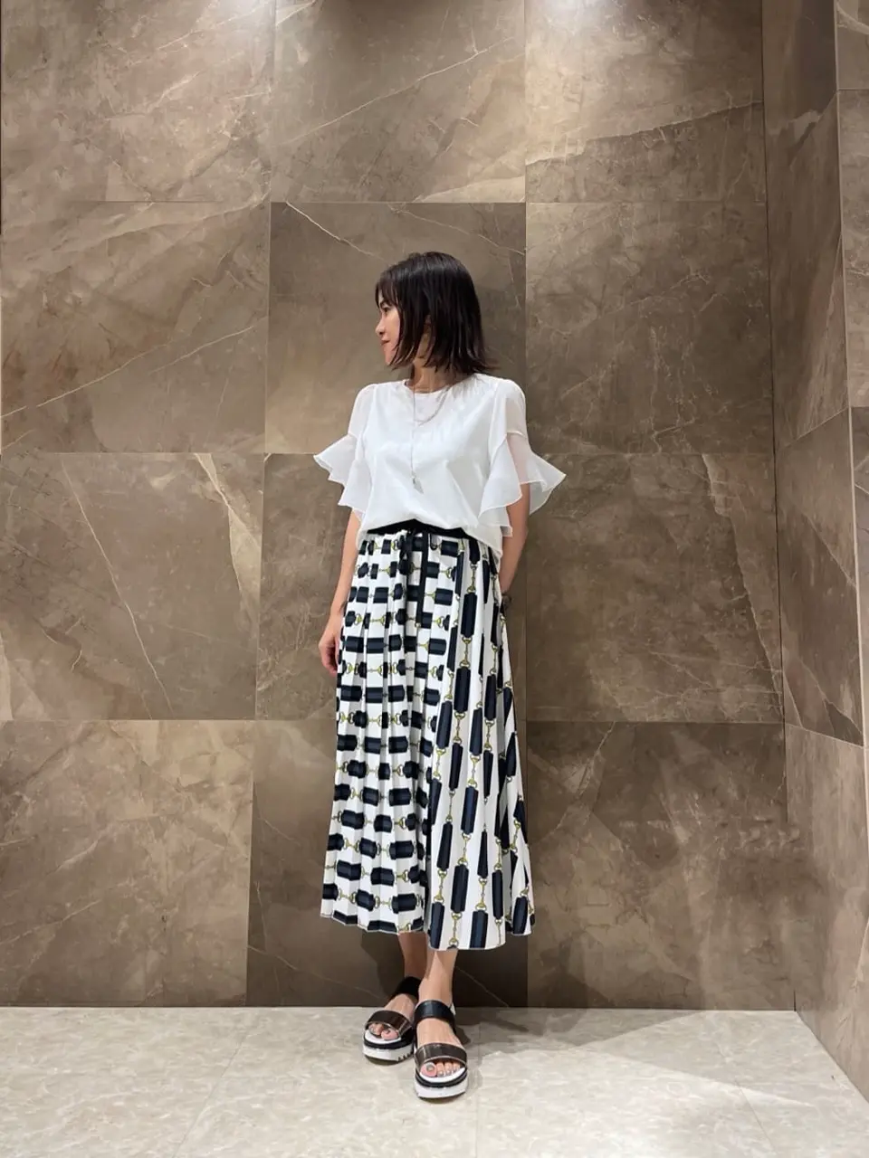 GRACE CONTINENTAL 穐山　香織 コーディネート画像