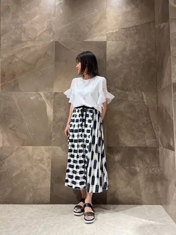 GRACE CONTINENTAL 穐山　香織 コーディネート画像