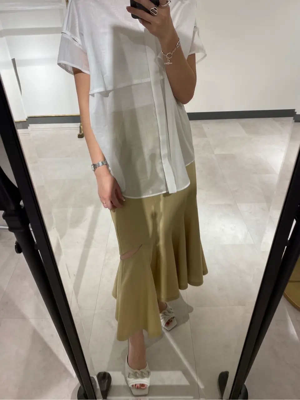 GRACE CONTINENTAL 古川温子 コーディネート画像