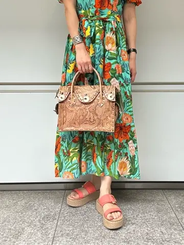 GRACE CONTINENTAL 尾田亜沙美 コーディネート画像