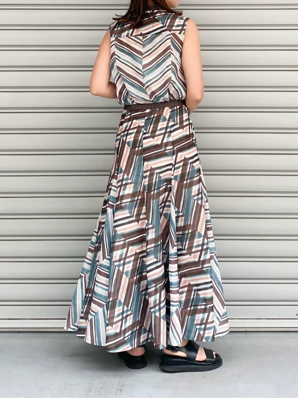 GRACE CONTINENTAL 古川温子 コーディネート画像