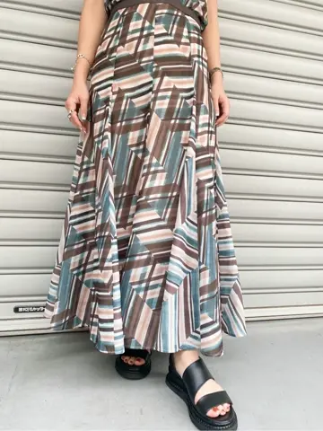 GRACE CONTINENTAL 古川温子 コーディネート画像