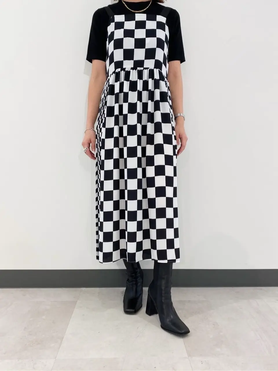 GRACE CONTINENTAL 古川温子 コーディネート画像