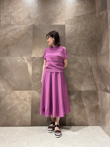 GRACE CONTINENTAL 穐山　香織 コーディネート画像