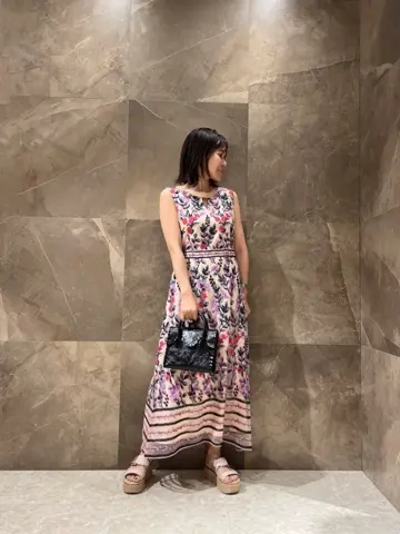 GRACE CONTINENTAL 穐山　香織 コーディネート画像