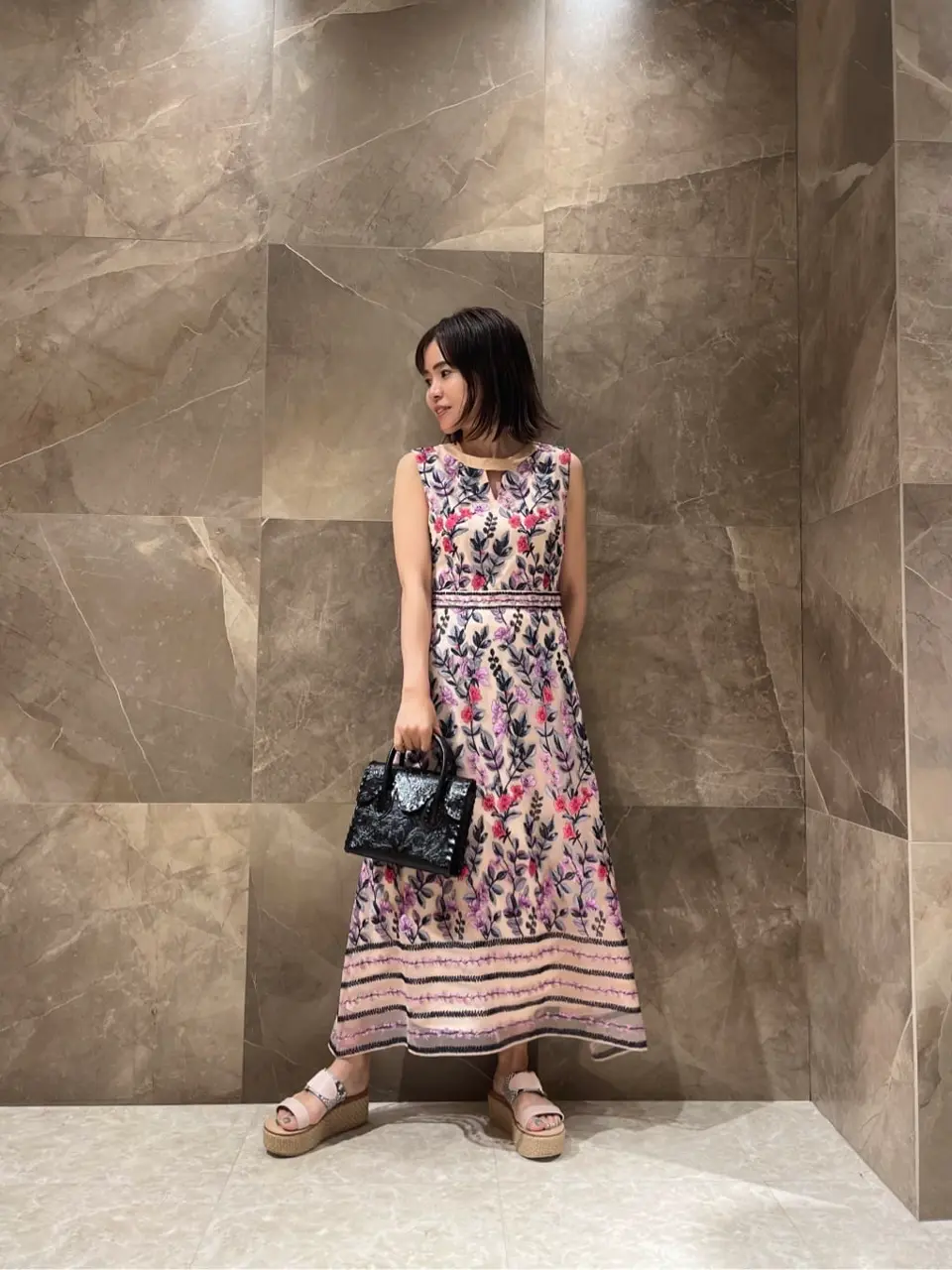 GRACE CONTINENTAL 穐山　香織 コーディネート画像