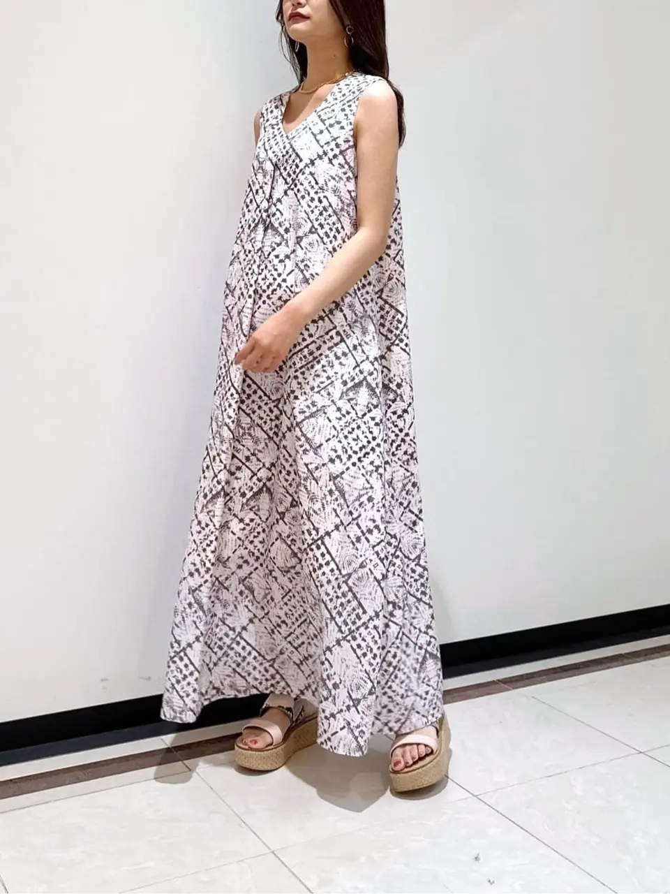 GRACE CONTINENTAL MORITA AI コーディネート画像